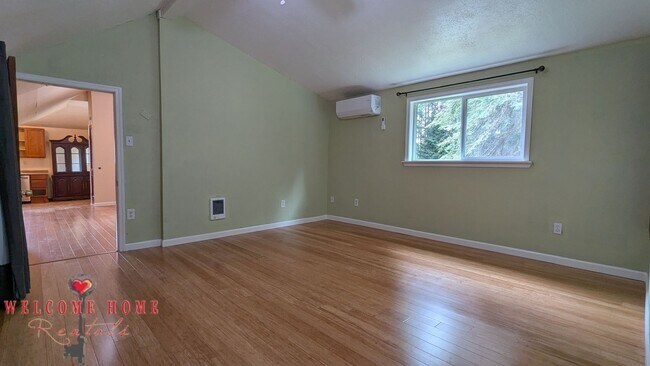 Building Photo - 8447 Delphi Rd SW