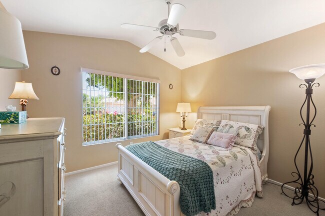 Building Photo - 78975 Champagne Ln