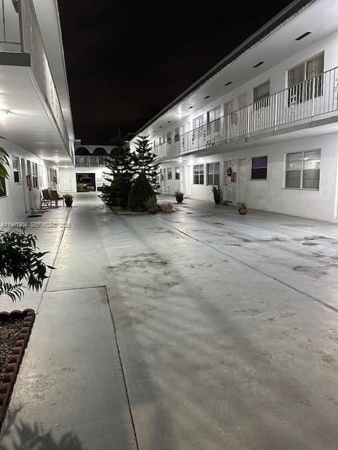 Building Photo - 2826 Van Buren St