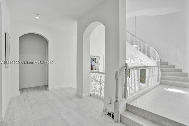 Building Photo - 1516 Island