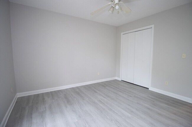 Building Photo - Charming 2-Bedroom, 2-Bath Home in Village...