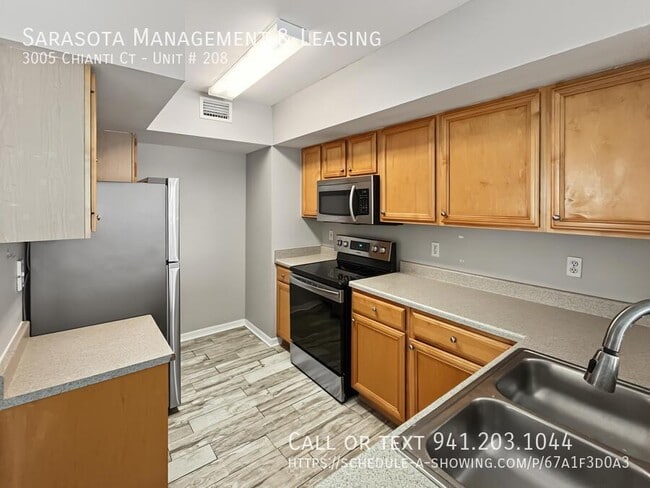 Building Photo - 3005 Chianti Ct