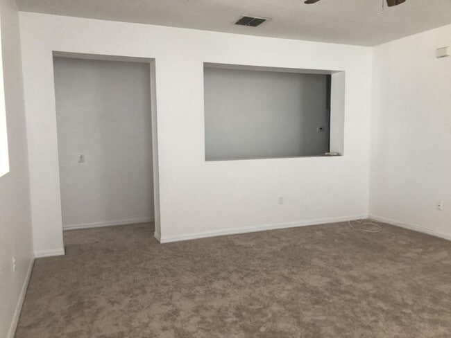 Building Photo - Wonderful 3 bedroom Home