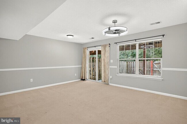 Building Photo - 8381 Millwood Dr