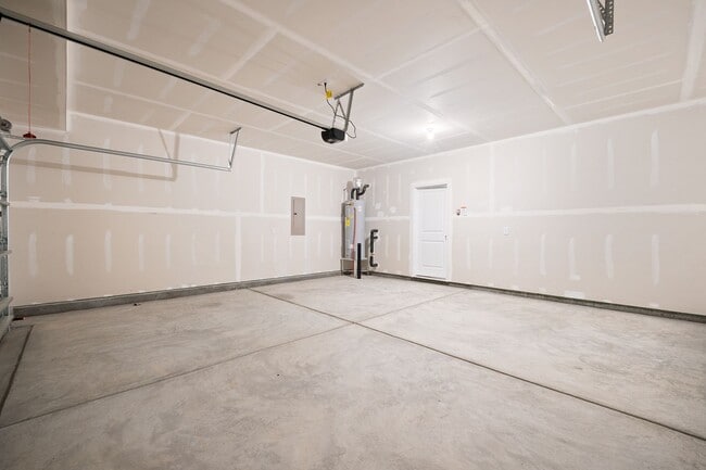 Building Photo - 13012 Lannister Dr