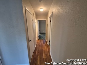 Building Photo - 205 Maple Dr