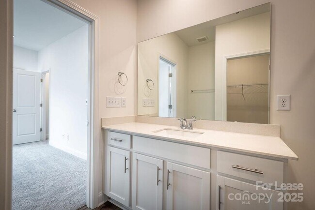 Building Photo - 5021 Cherry Gum Ct