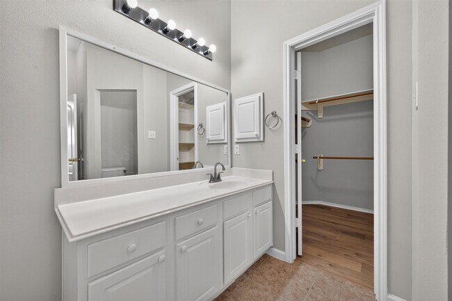 Building Photo - 6407 Granite Springs Ln