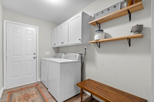 Building Photo - 5405 Josh Dr
