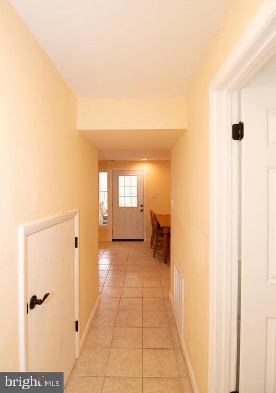 Building Photo - 404 Talahi Rd SE