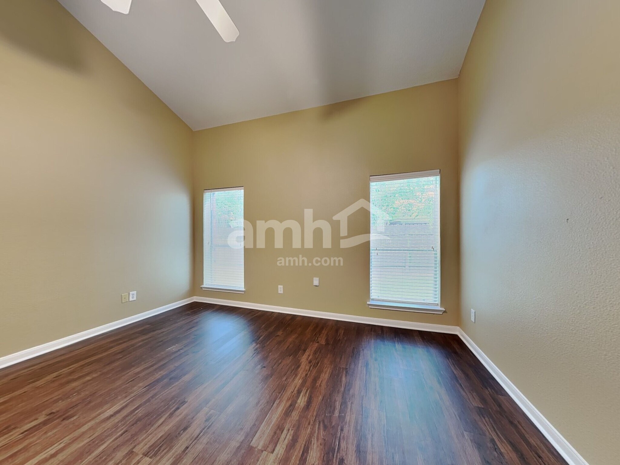 Building Photo - 22927 Lily Creek Dr