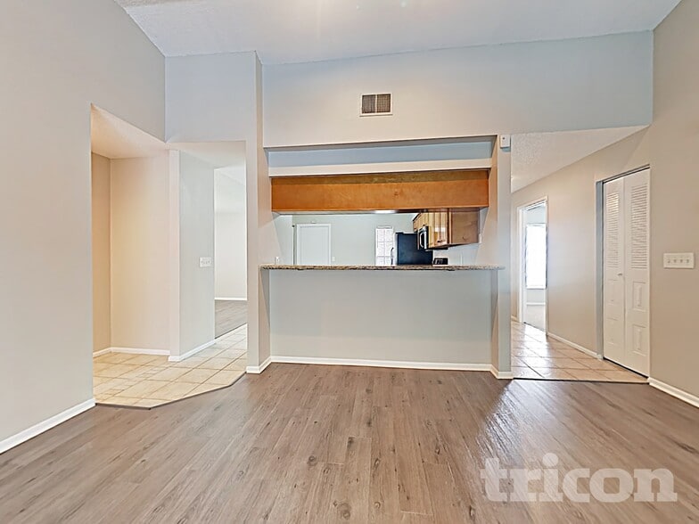 Building Photo - 4703 N Dawnmeadow Ct