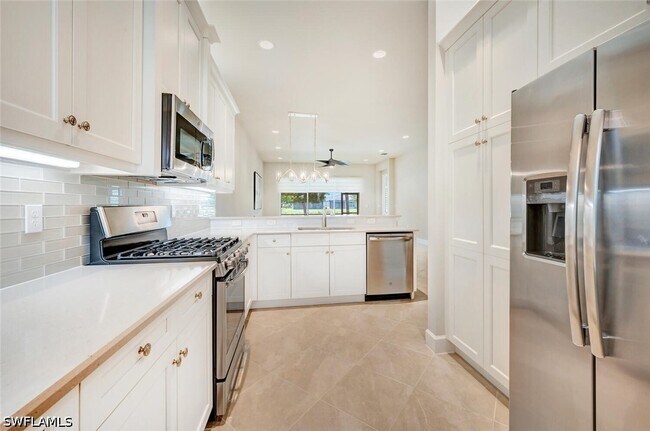Building Photo - 28496 Burano Dr