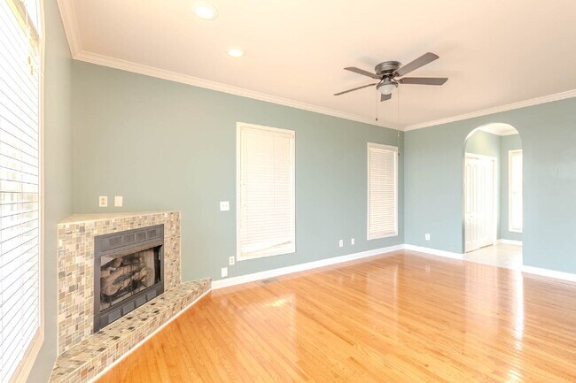 Building Photo - 3 bed, 2.5 bath brick home across from Ted...