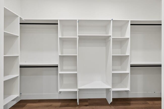 Building Photo - JR199L