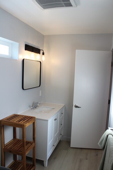 Bathroom - 1637 Grove Rd