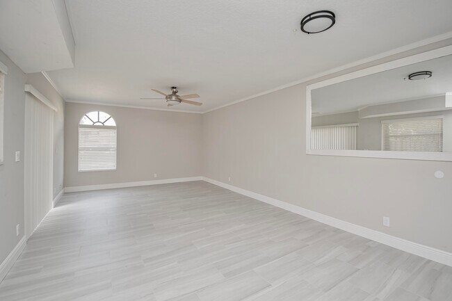 Building Photo - 4240 Village B Dr