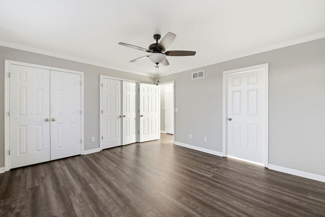 Building Photo - 1275 Penny Ln