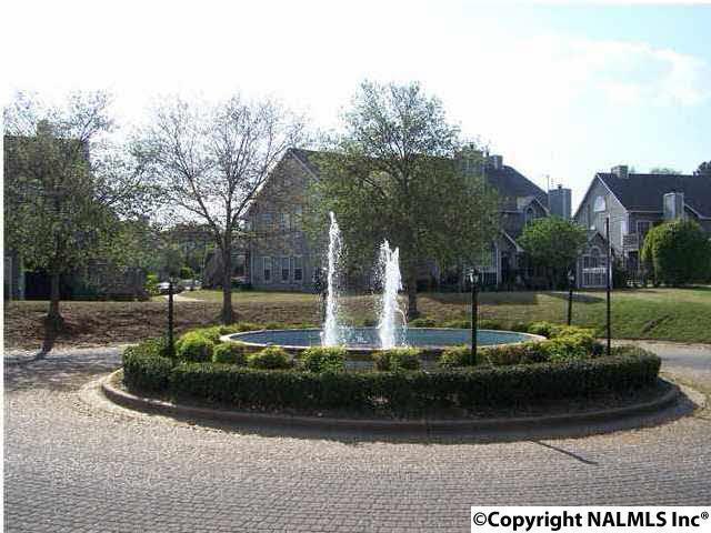 Building Photo - Ground Floor Condo in Madison City