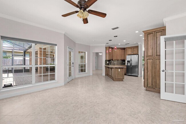 Building Photo - 8731 Thunderbird Dr