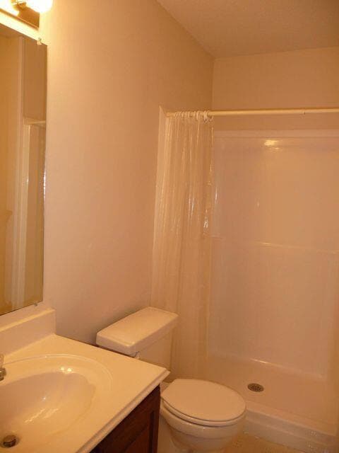 Building Photo - 2104 Maricopa Dr