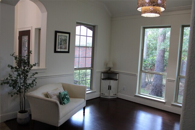 Building Photo - 130 E Lasting Spring Cir