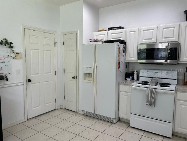 Building Photo - 11112 Windsor Pl Cir