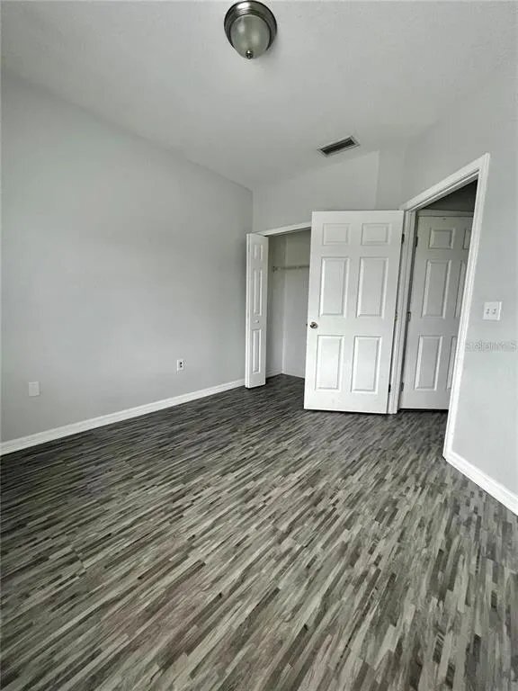 Building Photo - 6011 Skydale Way