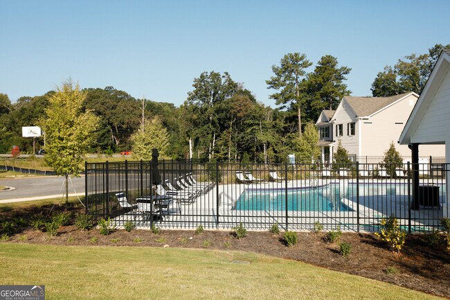 Building Photo - 452 Hellen Vly Dr