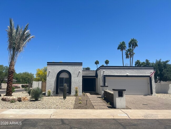 Building Photo - 5613 N 76th Pl
