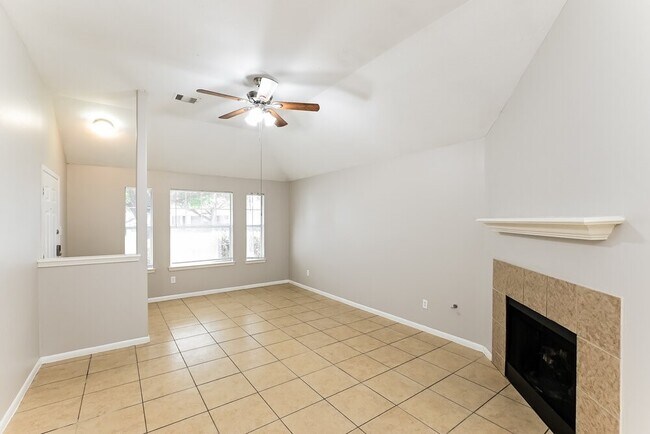 Building Photo - 19530 Billineys Park Dr