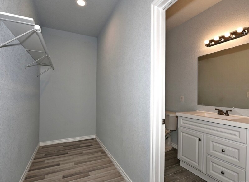 Building Photo - 6738 Tehama Gate