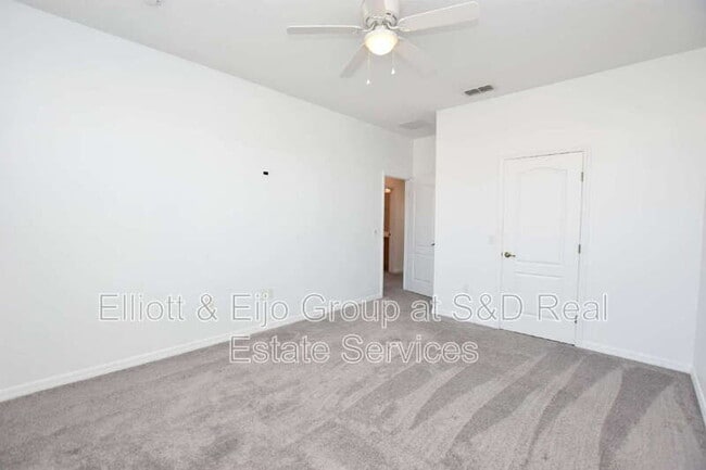 Building Photo - 6352 Sedgeford Dr