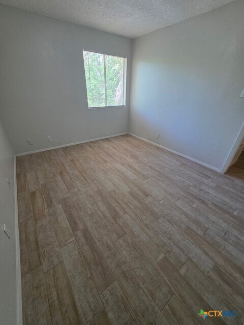 Building Photo - 2010 S 15th St