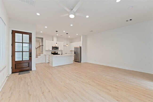 Building Photo - 4109 Hare St