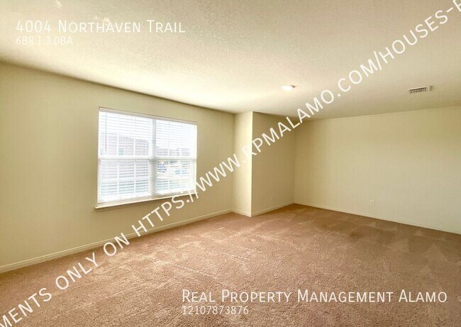 Building Photo - 4004 Northaven Trail