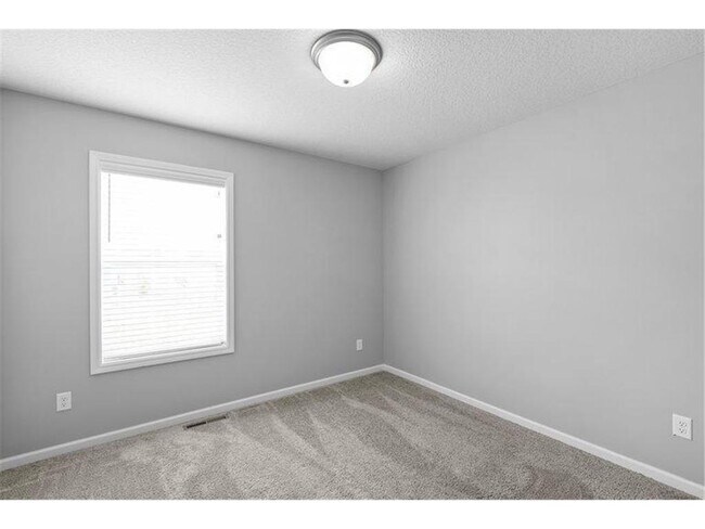 Building Photo - 10269 Goodview Cir