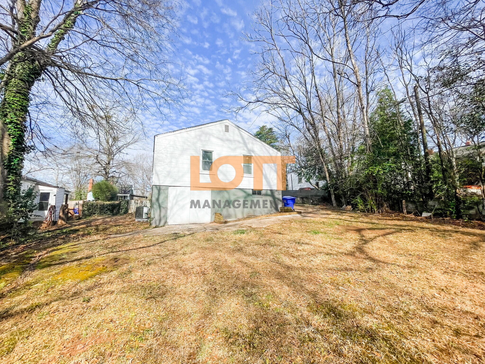 Building Photo - 10 Lowndes Ave