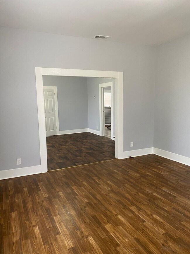 Building Photo - 2781 Sabine Pass Ave