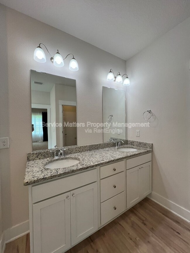 Building Photo - 5745 Danbury Blvd