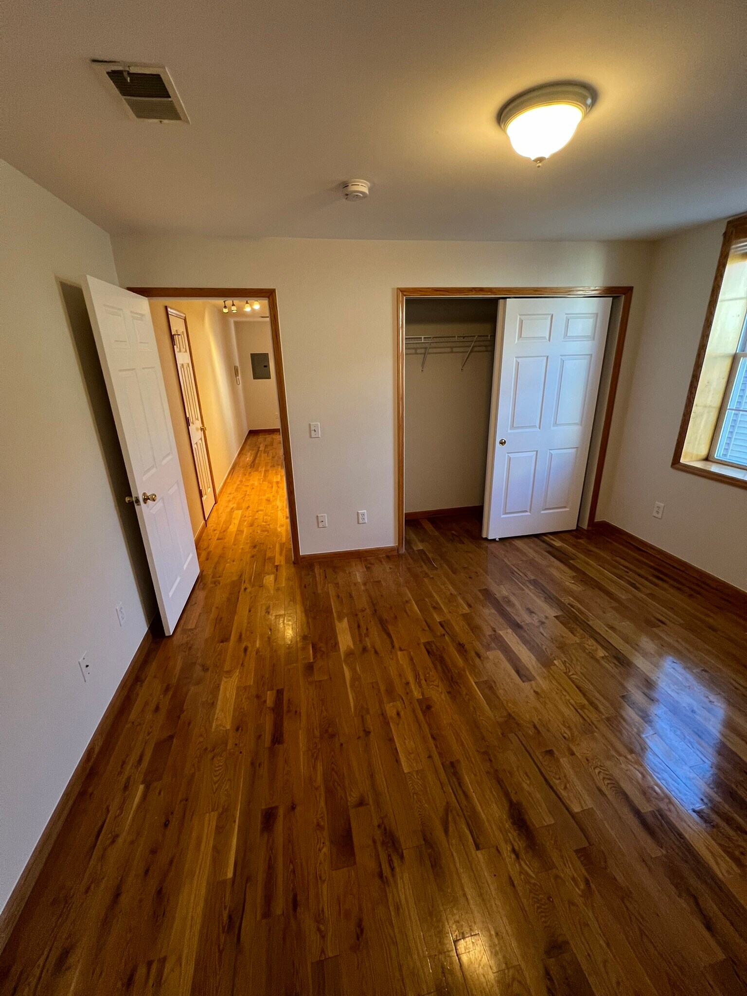 Building Photo - 358 Summer Ave