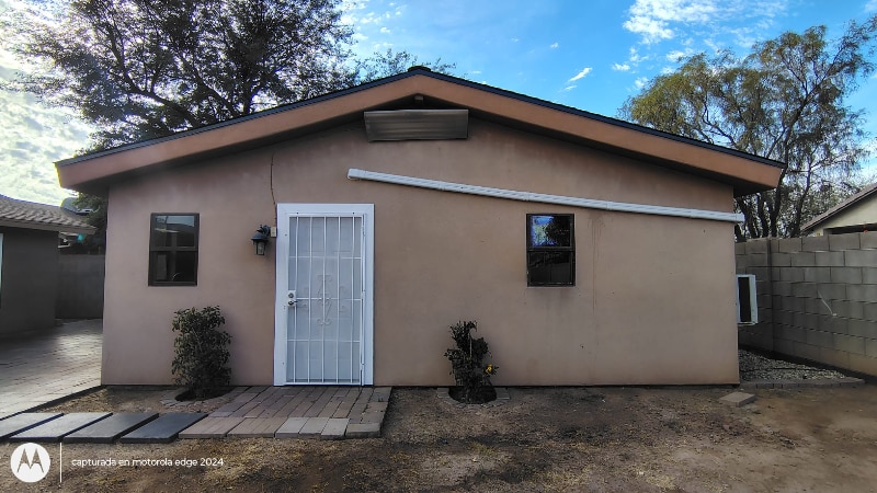 Building Photo - 7038 W Fillmore St