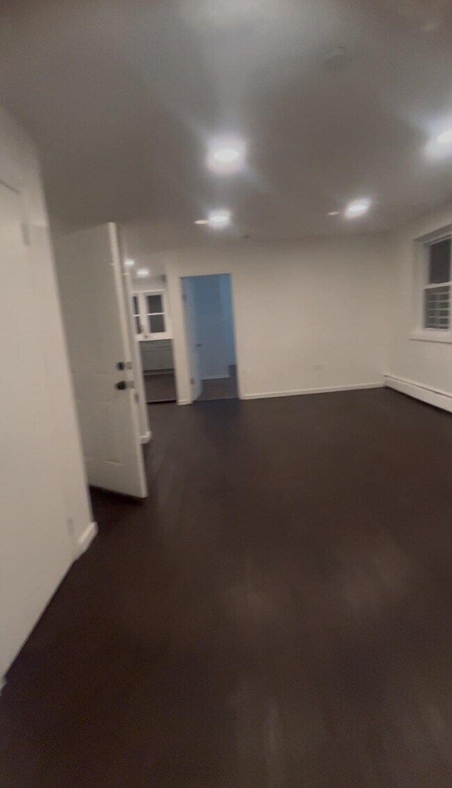 Building Photo - 4207 Grand Ave