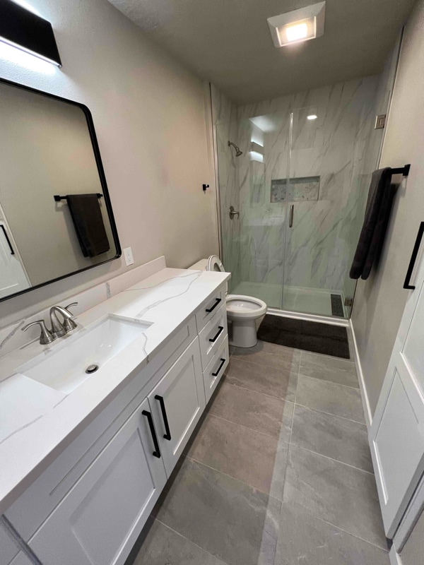 Building Photo - 2502 Castle Pines Dr