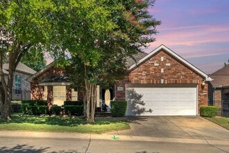 Building Photo - Herritage Ranch Gem