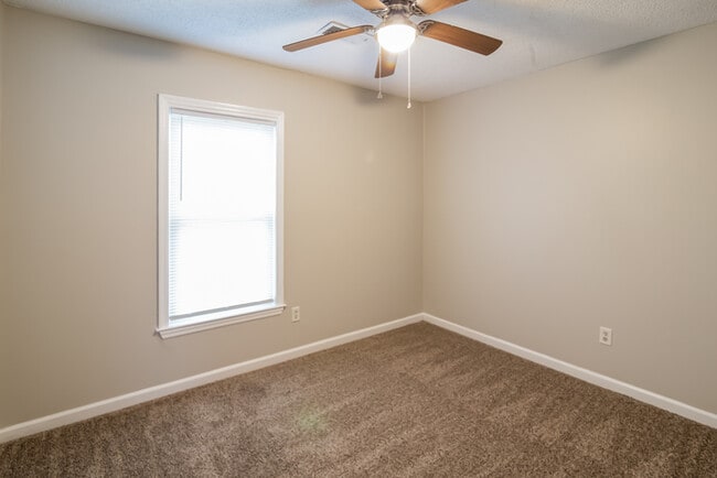 Building Photo - 108 Totem Ct