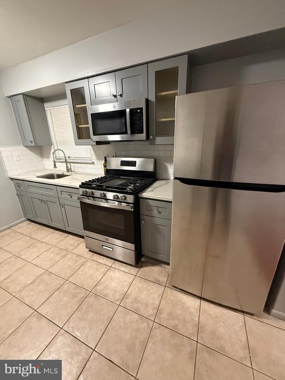 Building Photo - 1430 Jackson St