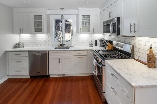 Building Photo - 1 Conrad Ct