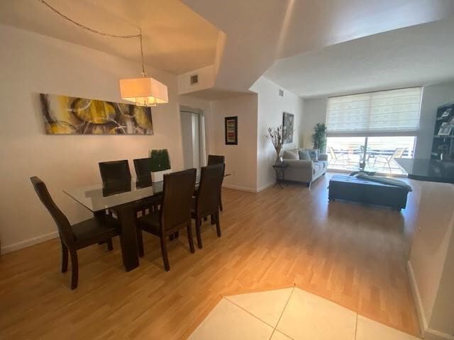 Building Photo - 2775 NE 187th St