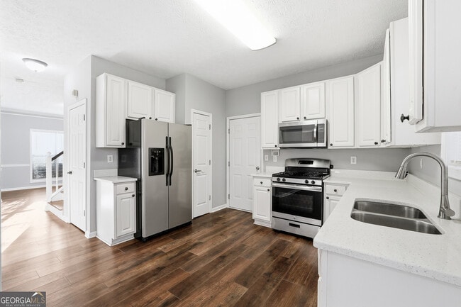 Building Photo - 760 Jackson Bank Pl NW